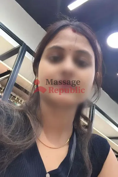 Full night and full night and soni sarma , available full night ke liye ful enjoy massage free oky